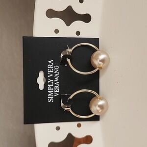 Earrings Simply Vera Vera Wang Gold with Pearl Pierced